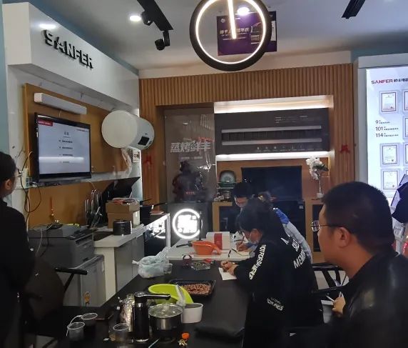 帥豐集成灶四月美食培訓(xùn)活動(dòng) 賦能終端銷售新動(dòng)能 帥豐集成灶四月美食培訓(xùn)活動(dòng) 賦能終端銷售新動(dòng)能