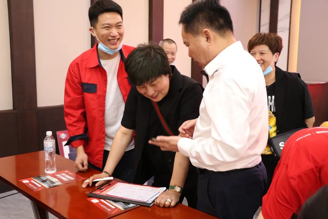 集成十大品牌帥豐電器聯(lián)合建設(shè)銀行開展建行家裝節(jié)活動