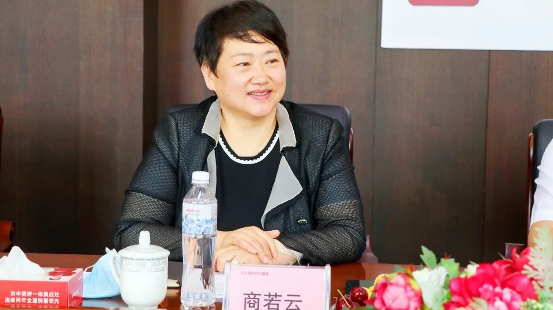 浙江高院等領(lǐng)導(dǎo)走進(jìn)帥豐集成灶，助力企業(yè)蓬勃發(fā)展