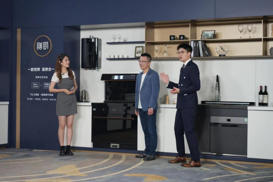 帥豐電器打造集成灶、集成水槽洗碗機(jī)全新產(chǎn)品矩陣，演繹“小空間 大有為”