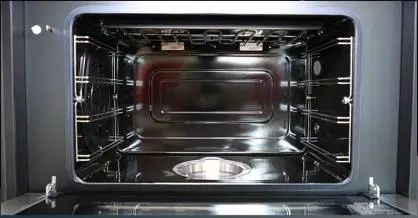 他的廚房選擇了帥豐集成灶，讓孩子體會到一位父親的濃濃愛意