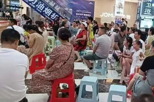 抓住這次集成灶搶購熱潮！ 帥豐電器限時送熱水器，冰箱、洗衣機(jī)！