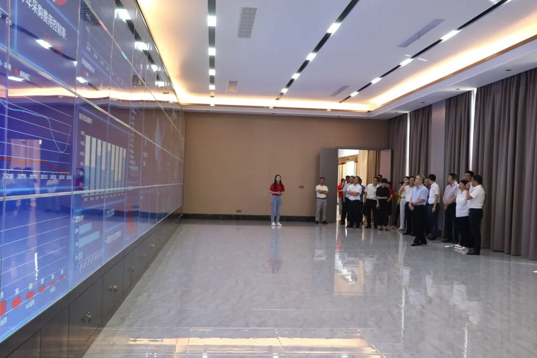 浙江省統(tǒng)計局一行蒞臨集成灶品牌帥豐電器參觀調研！