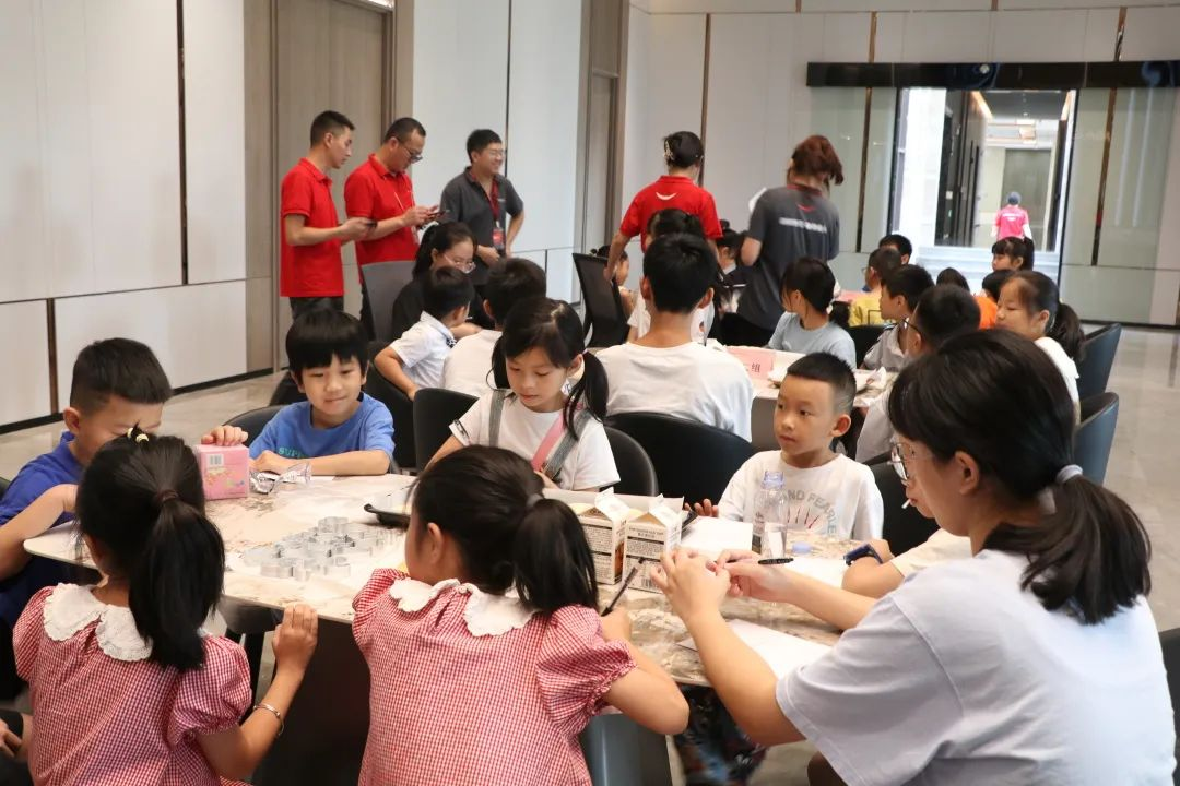 帥豐集成灶組織小美食家DIY趣游記活動，在勞動中尋找快樂