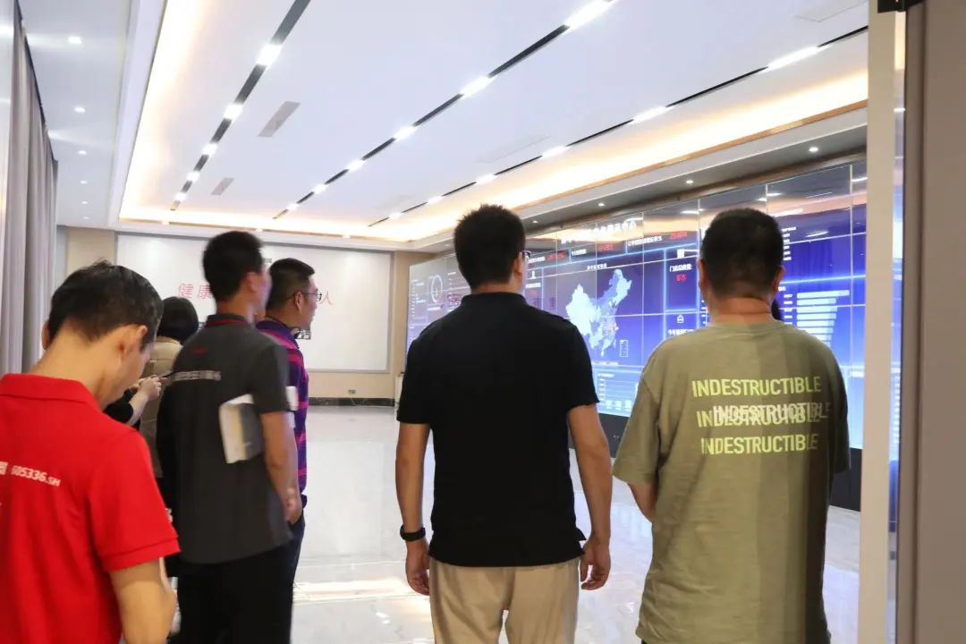 浙江省燃?xì)饩邊f(xié)會(huì)秘書(shū)長(zhǎng)一行到訪集成灶品牌帥豐電器參觀調(diào)研 浙江省燃?xì)饩邊f(xié)會(huì)秘書(shū)長(zhǎng)一行到訪集成灶品牌帥豐電器參觀調(diào)研