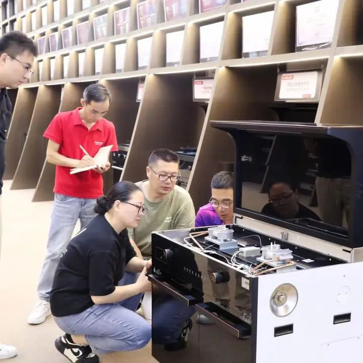 浙江省燃?xì)饩邊f(xié)會(huì)秘書(shū)長(zhǎng)一行到訪集成灶品牌帥豐電器參觀調(diào)研 浙江省燃?xì)饩邊f(xié)會(huì)秘書(shū)長(zhǎng)一行到訪集成灶品牌帥豐電器參觀調(diào)研