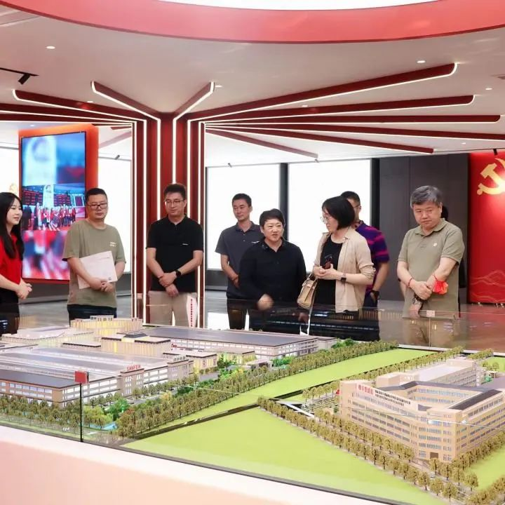 浙江省燃?xì)饩邊f(xié)會(huì)秘書(shū)長(zhǎng)一行到訪集成灶品牌帥豐電器參觀調(diào)研 浙江省燃?xì)饩邊f(xié)會(huì)秘書(shū)長(zhǎng)一行到訪集成灶品牌帥豐電器參觀調(diào)研