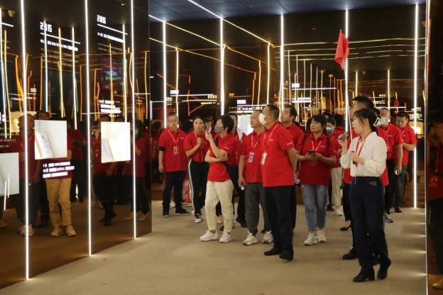 集成灶品牌帥豐電器“登頂計劃”加盟合作峰會圓滿成功！