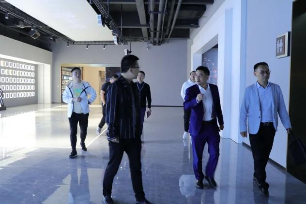 天貓優(yōu)品理想廚房王雁北一行蒞臨集成灶品牌帥豐電器參觀調(diào)研！