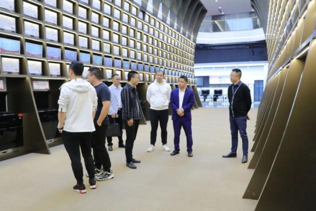 天貓優(yōu)品理想廚房王雁北一行蒞臨集成灶品牌帥豐電器參觀調(diào)研！