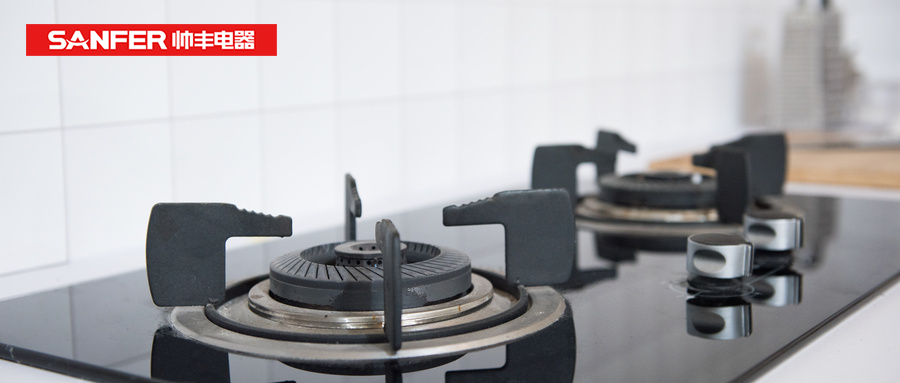 帥豐集成灶易清潔的秘密，探索晶鋼王面板的神奇“魔法”