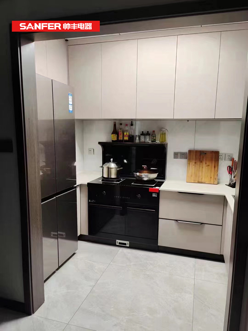 想要做一個(gè)無(wú)“油”無(wú)慮的人？集成灶讓你直呼「真香」！