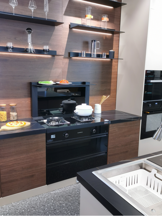 舊廚改造，哪個(gè)品牌的集成灶好？