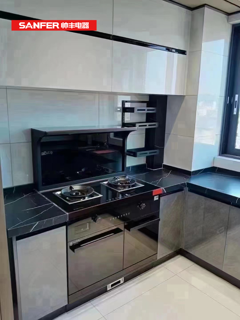 舊廚煥新，get天花板級(jí)別集成灶