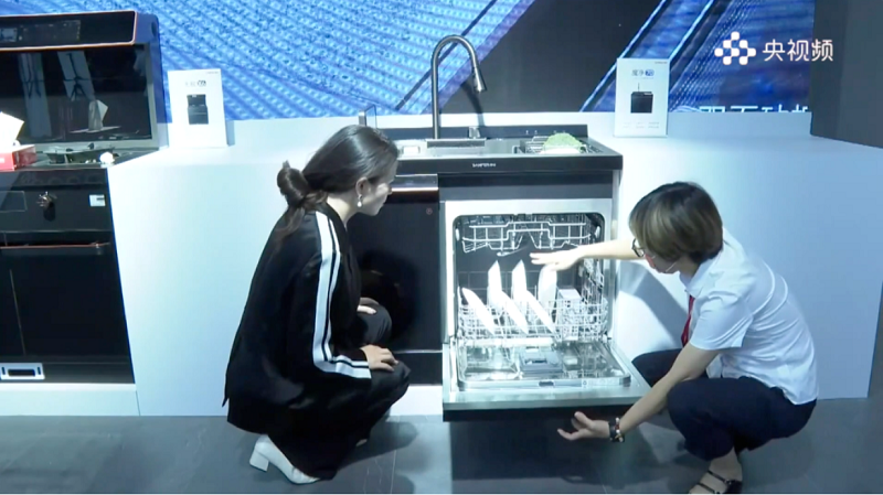 央視新聞再報(bào)道！帥豐電器安全烹飪新技術(shù)頻獲贊   