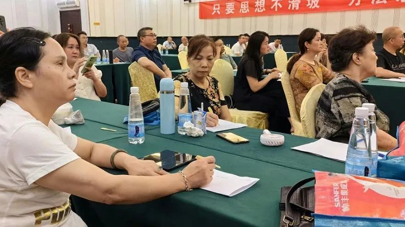 攜手并進(jìn)，強(qiáng)勢為上，2023年帥豐集成灶江西省區(qū)半年度會(huì)議暨新品培訓(xùn)會(huì)成功落幕      