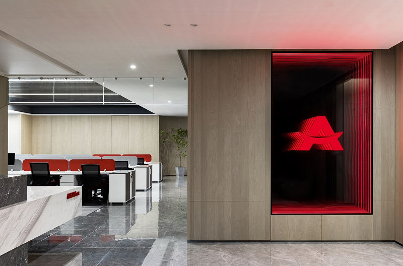 帥豐全屋定制案例| 經(jīng)典木紋 極簡主義——定義辦公空間的平衡美學 帥豐全屋定制案例| 經(jīng)典木紋 極簡主義——定義辦公空間的平衡美學