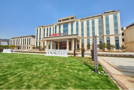 標(biāo)桿力量！帥豐電器榮獲“第一屆國(guó)新杯·ESG金牛獎(jiǎng)百?gòu)?qiáng)”