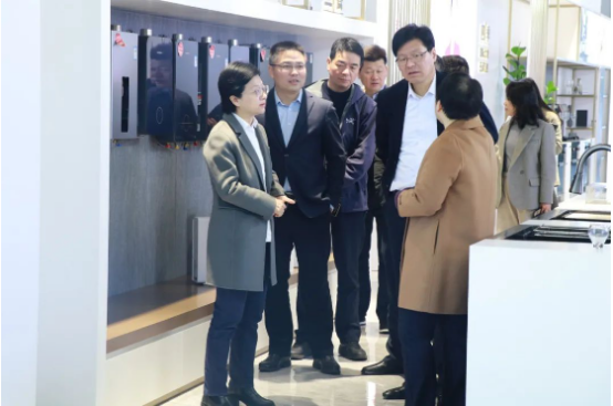 快訊 | 嵊州市委副書記、市長(zhǎng)潘超英，副市長(zhǎng)郭偉鋒一行蒞臨帥豐電器參觀調(diào)研