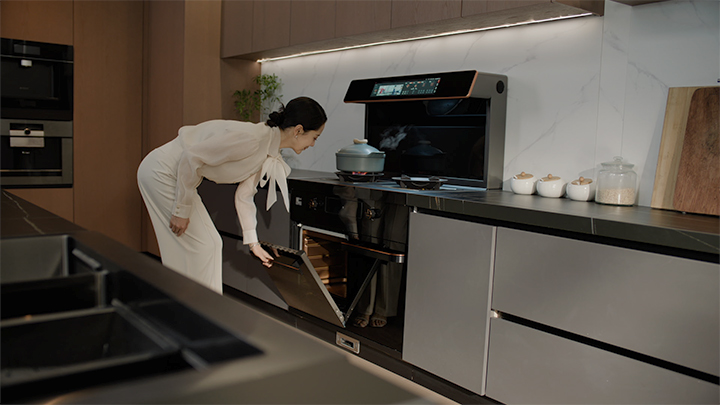 霸屏央視！帥豐電器以7星標(biāo)準(zhǔn)，定義集成灶新時(shí)代