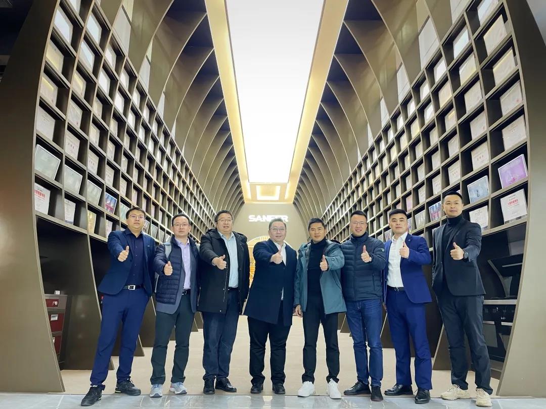 深化合作，共謀發(fā)展｜居然之家新零售集團副總裁王鵬一行蒞臨考察帥豐電器