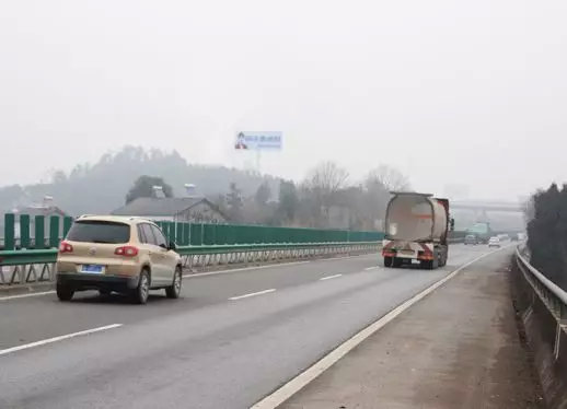 湖北新畫面全面上刊，近300塊廣告牌陸續(xù)閃耀全國！