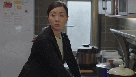 同舟共濟(jì)辭舊歲，展望未來譜新篇