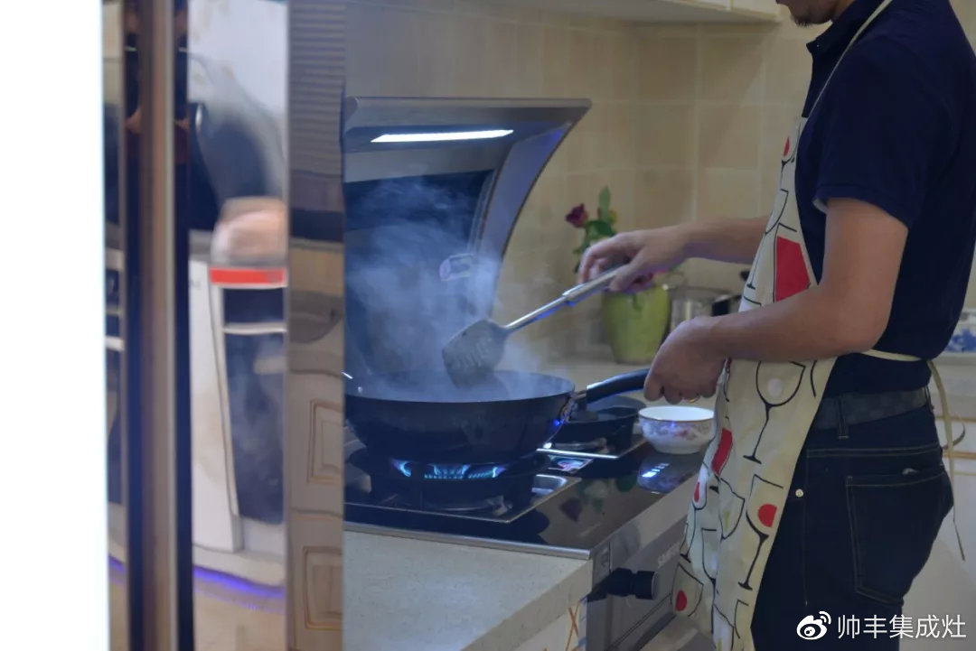 中央電視臺財經(jīng)頻道走進帥豐深度調(diào)研 中央電視臺財經(jīng)頻道走進帥豐深度調(diào)研