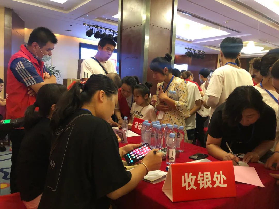 鉅惠來襲|帥豐總裁簽售三城聯(lián)動，嗨翻一夏