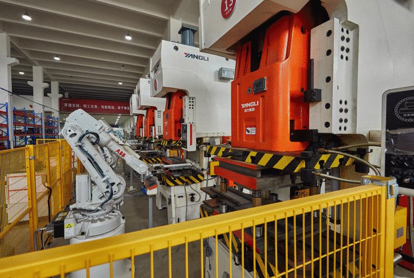 《紹興新聞聯(lián)播》高度贊揚帥豐集成灶“智造”實力