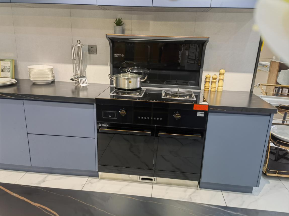 集成灶好還是有油煙機好？集成灶如何挑選？