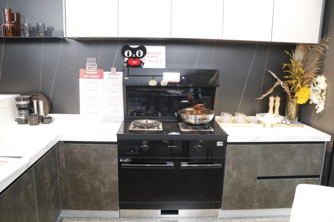 集成灶好還是有油煙機好？集成灶如何挑選？