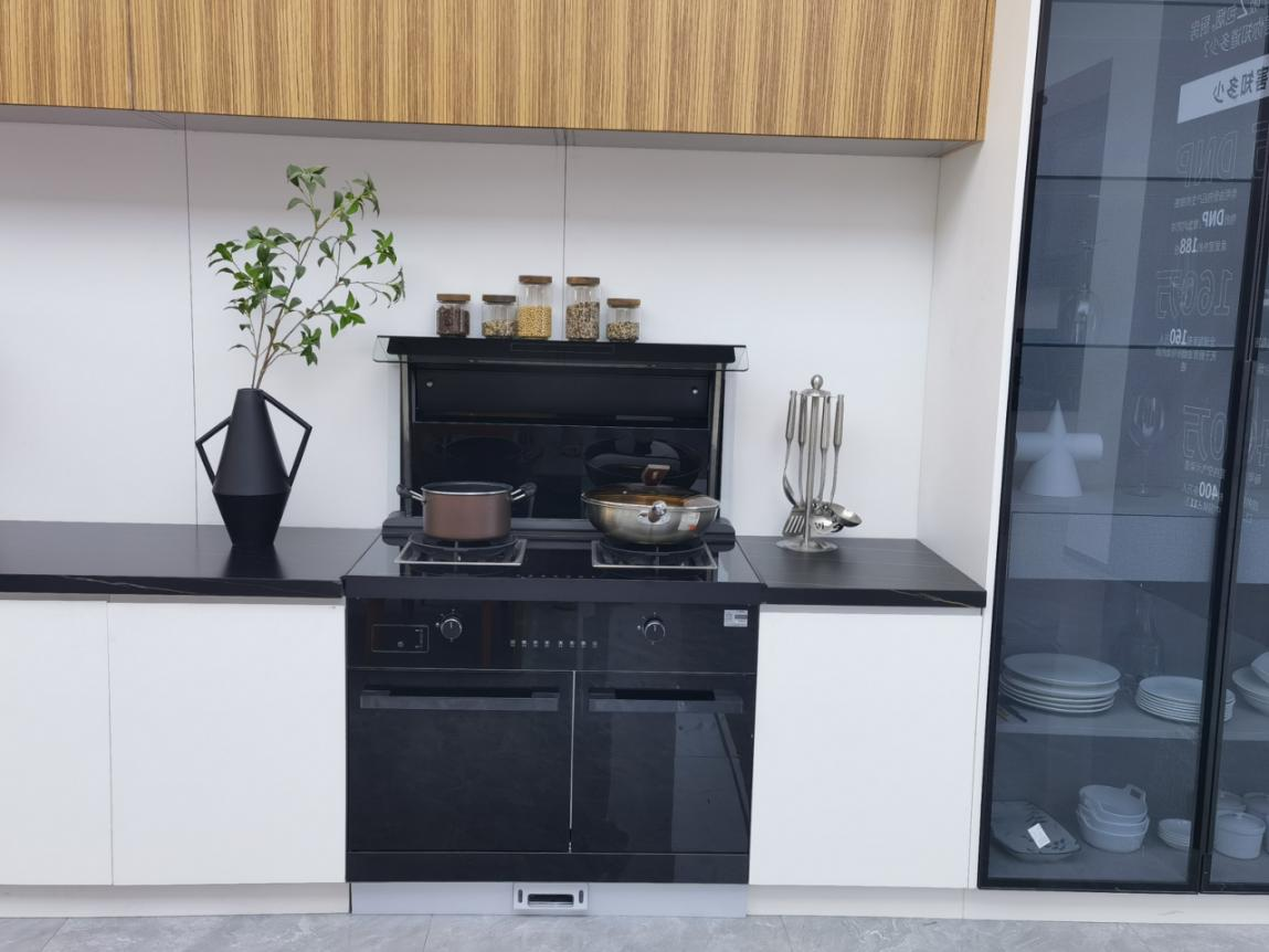 集成灶還是分體灶，我們應(yīng)該怎樣選擇？