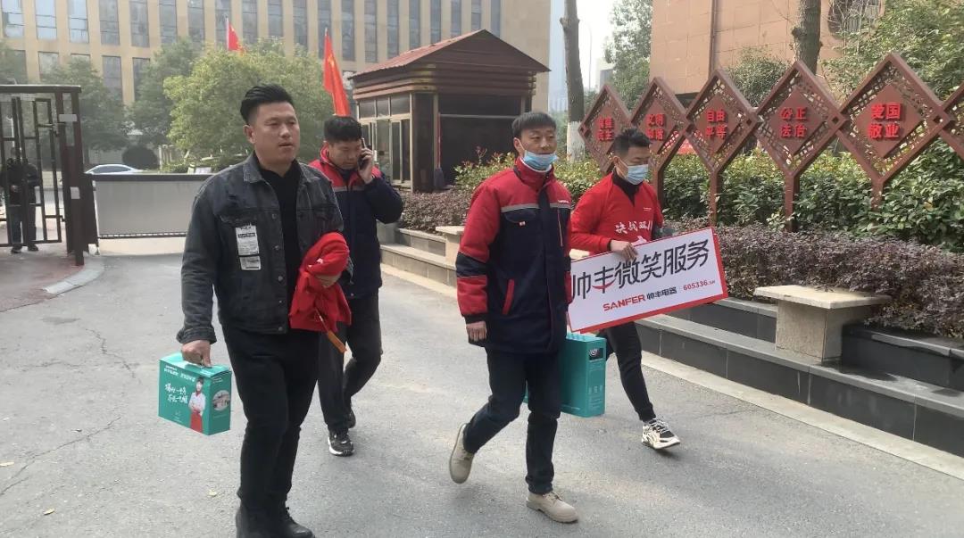 【帥豐微笑服務(wù)】她瘋狂向親朋好友安利帥豐集成灶，原因就是...